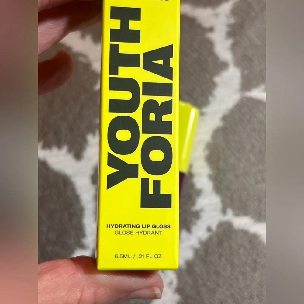 Youthforia Dewy Hydration Lip Gloss #1 Sound Stage Korean skin care make up dewy
